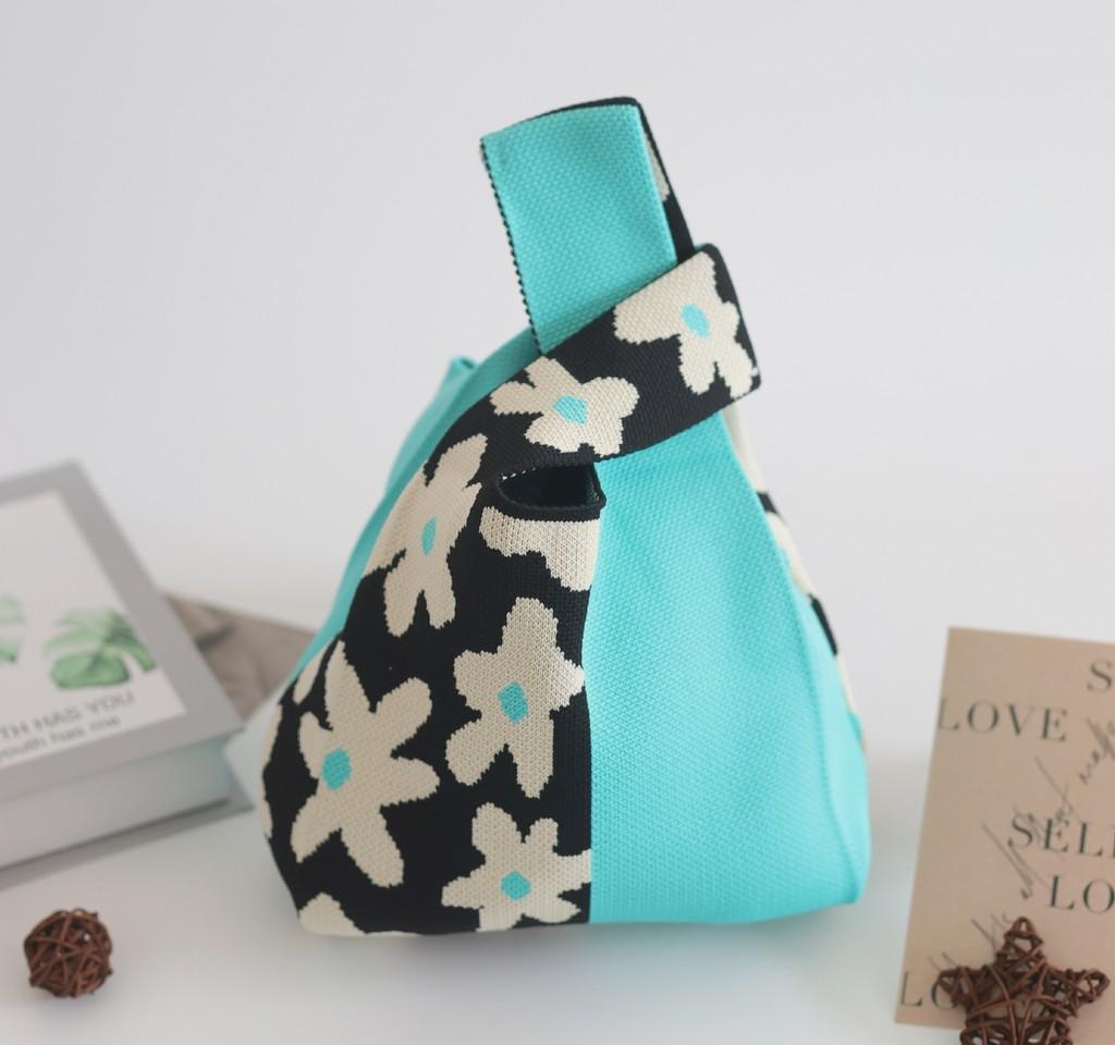 Trendy Knit Bucket Bag For Women Soft And Spacious Tote Bag With Eye-catching Patterns Ideal For Daily Wear And Gifts