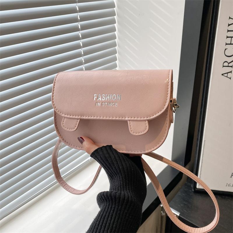 

Women s bag niche design bag 2025 new trendy fashion versatile shoulder messenger bag high-end foreign style handbag рожевий