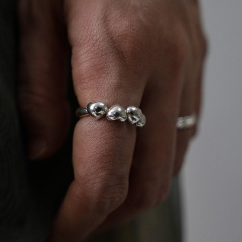 MERITY Half Twisted Heart Ring