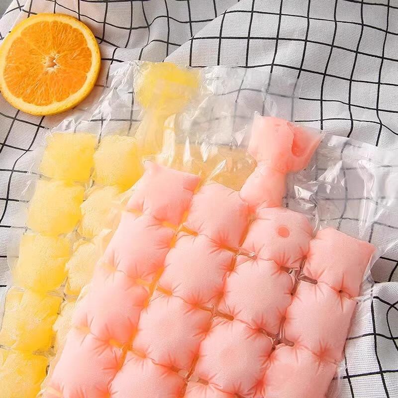 Yuzhuxun Self-Sealing Ice Cube Bags with Funnel