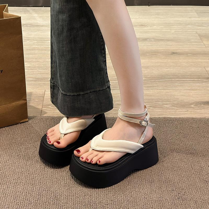 Black high-end with skirt platform sandals women's 2025 new summer wear toe-increasing Roman shoes