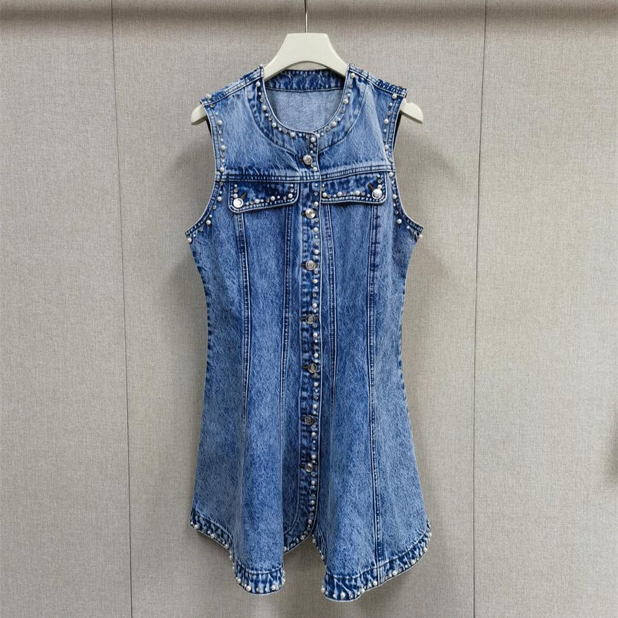 French Elegance 2026 Spring Denim Dress with Pearl Beading & Ruffle Details Small