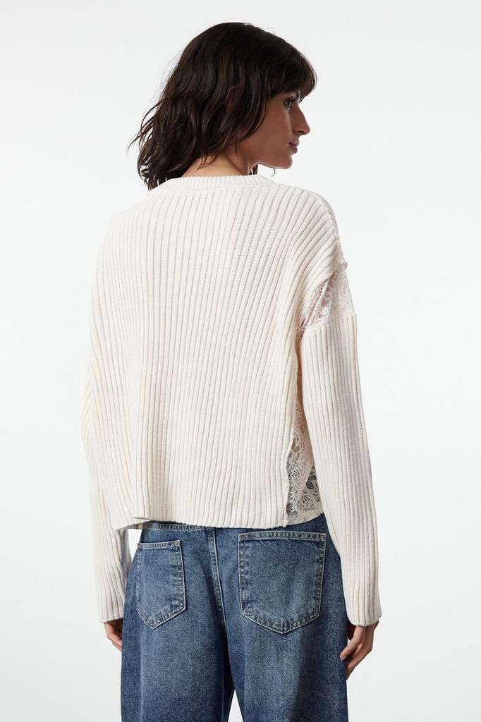 Women's Fashionable Stylish Sweater Ecru Soft Textured Crew Neck Knitwear Sweater