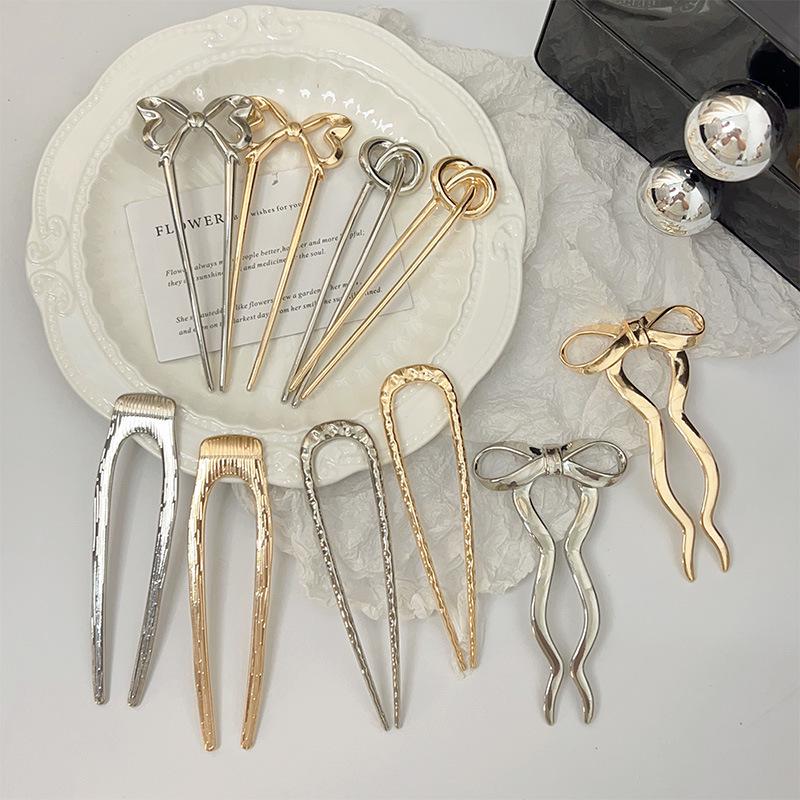 Barrette nœud tendance 2024: Accessoire pour cheveux pour femmes de style simple