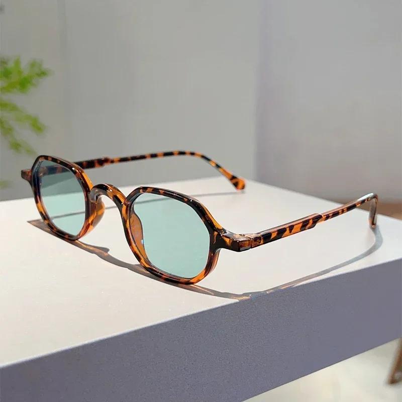 Ultralight Small Frame Sunglasses for Women Men's Classic Retro Fashion Eyewear Quality Plastic Punk Outdoor UV400 Goggle Shades