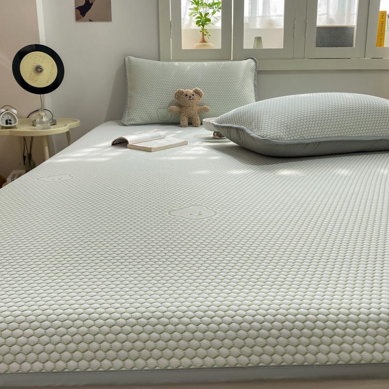 Summer Natural Latex Cooling Pad Mat Cool Cartoon Bear Printing Silk pad Foldable Sheet Air Conditioning Soft Pad Home Textile