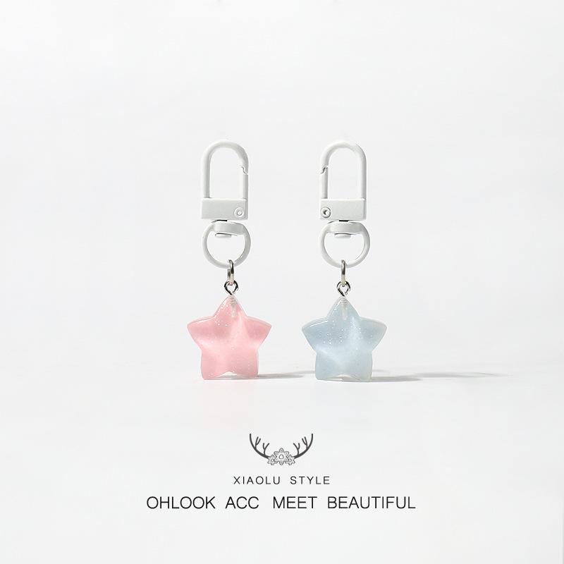 Charming Five-Pointed Star Keychain - Energetic Backpack Accessory