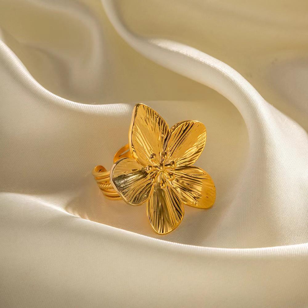 New Stainless Steel Flower Ring For Women Simple Temperament Party Fashion Trendy Charm Waterproof Jewelry