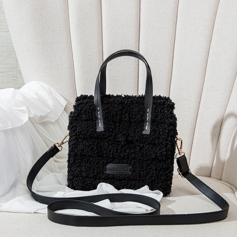 Wholesale woven handmade bag DIY wool hand-sewn bear material bag mesh fleece homemade gift for girlfriend