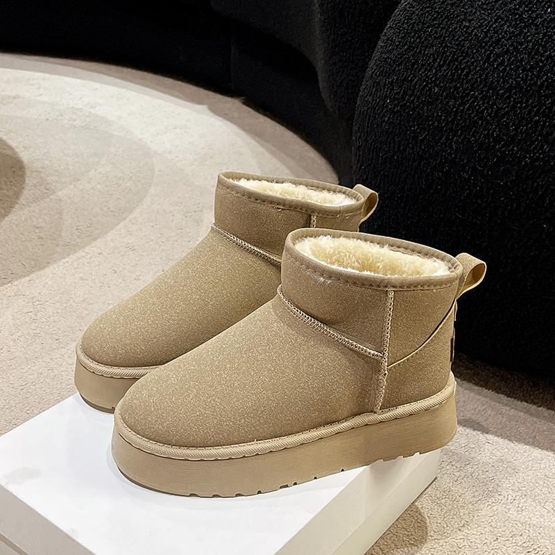 Thick-soled Snow Boots Winter Year Piled and Thickened Pregnant Women Large Cotton Shoes Bread Shoe Size
