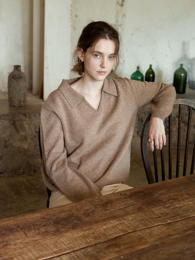 LENINA Serin V-Neck Collar Wool Knit_Mocha