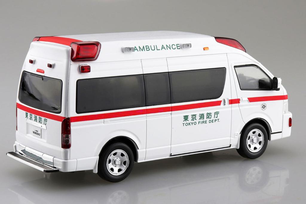 Aoshima 1/32 Scale Rakupla Snap Kit No.02-HM Toyota Himedic Ambulance, Color-Coded Plastic Model