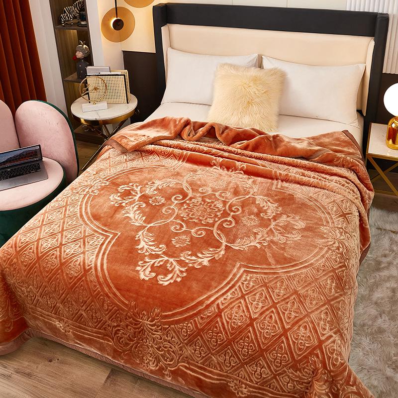 Winter Thickened Raschel Wedding Blanket – Double Layer Quilt for Students & Couples