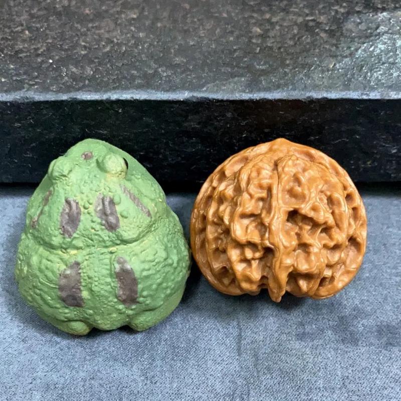 Creative YiXing Clay Horned Frog Tea Pet – Handmade Kung Fu Tea Table & Aquarium Decoration