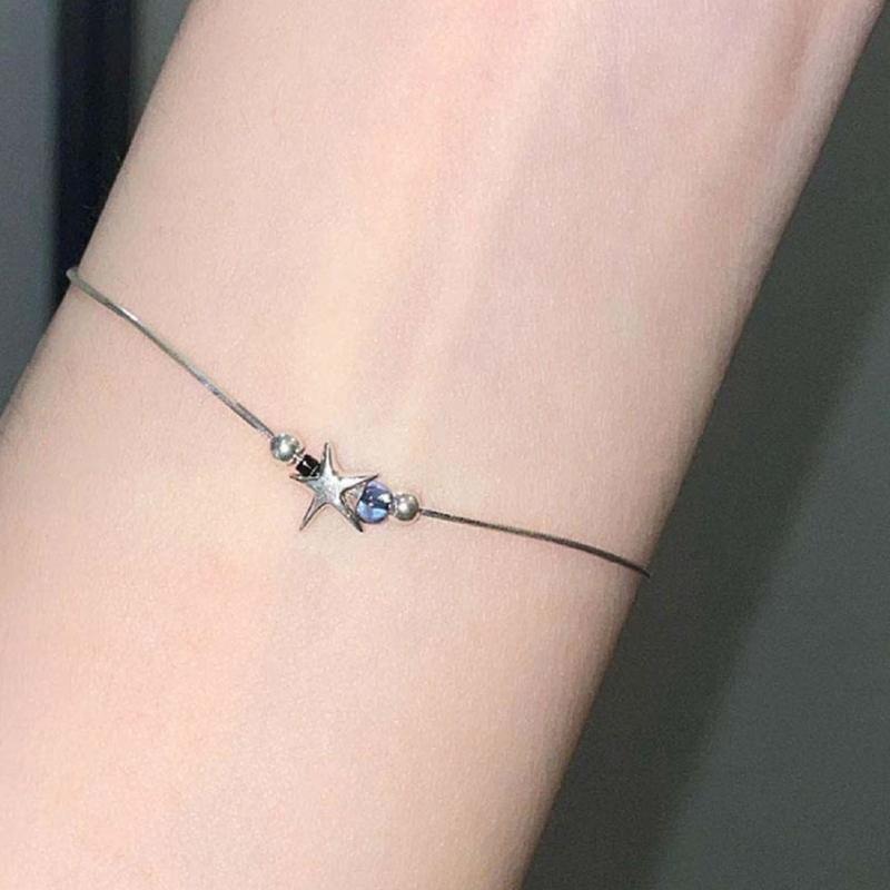 Blue Star Bracelets Simple and Elegant Alloy Star Wristband Minimalist and Chic Star Charm Handchain Fashion Jewelry