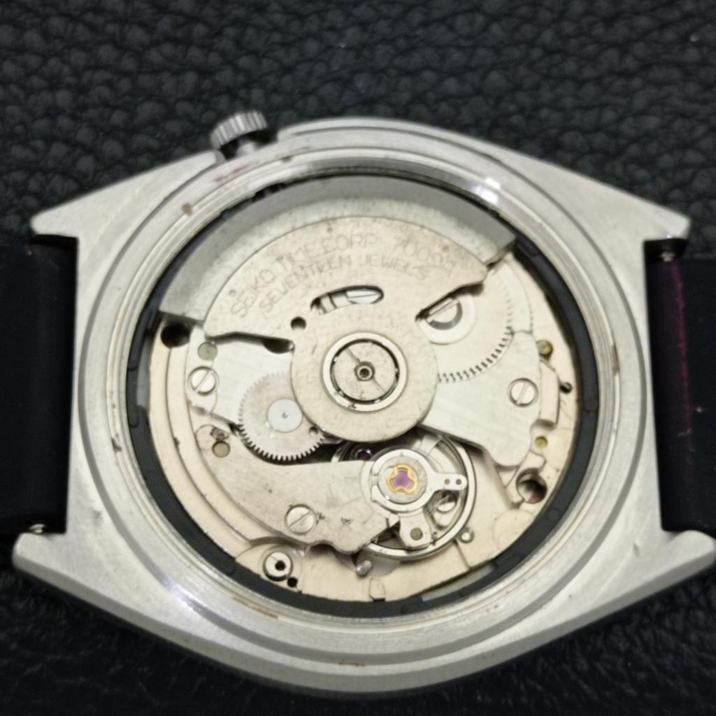 Seiko AUTOMATIC VINTAGE JAPAN 7009A MENS FERRARI DIAL WATCH A700510-5 R203-a700510