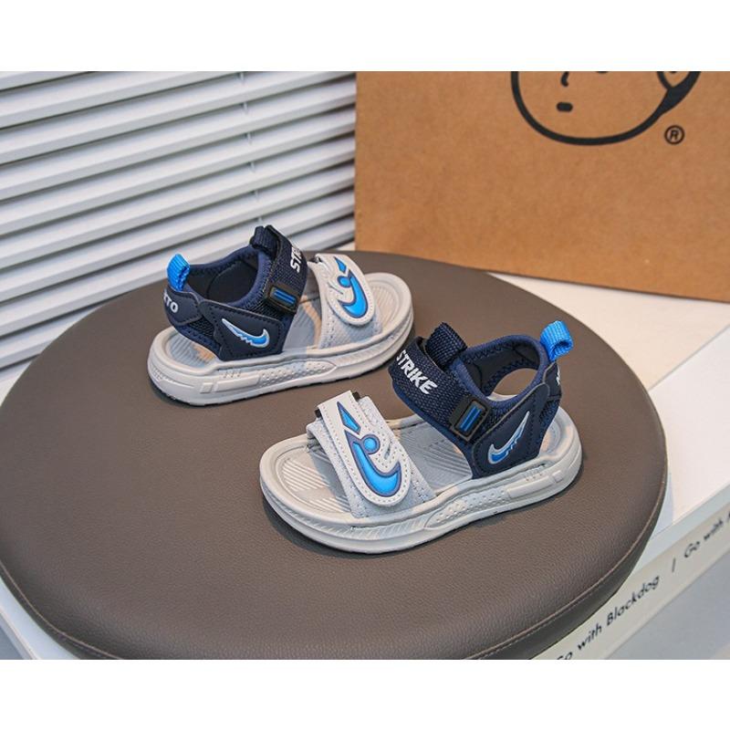 Spring Summer Kids Sandals, Light Soft Sole Casual Beach Shoes for Little and Middle Boys