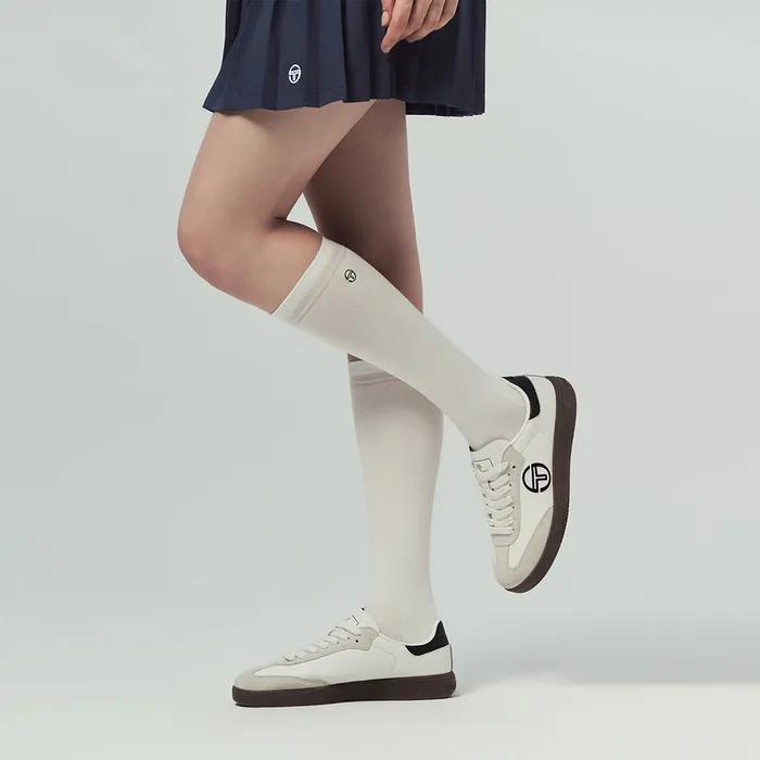 W Essential Knee Socks (WHITE)