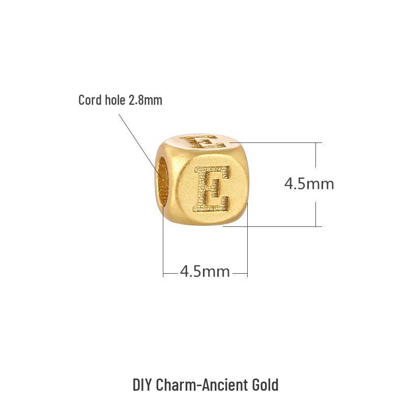 

Минималистичный золотой браслет и ожерелье из бусин с дизайном из 26 букв