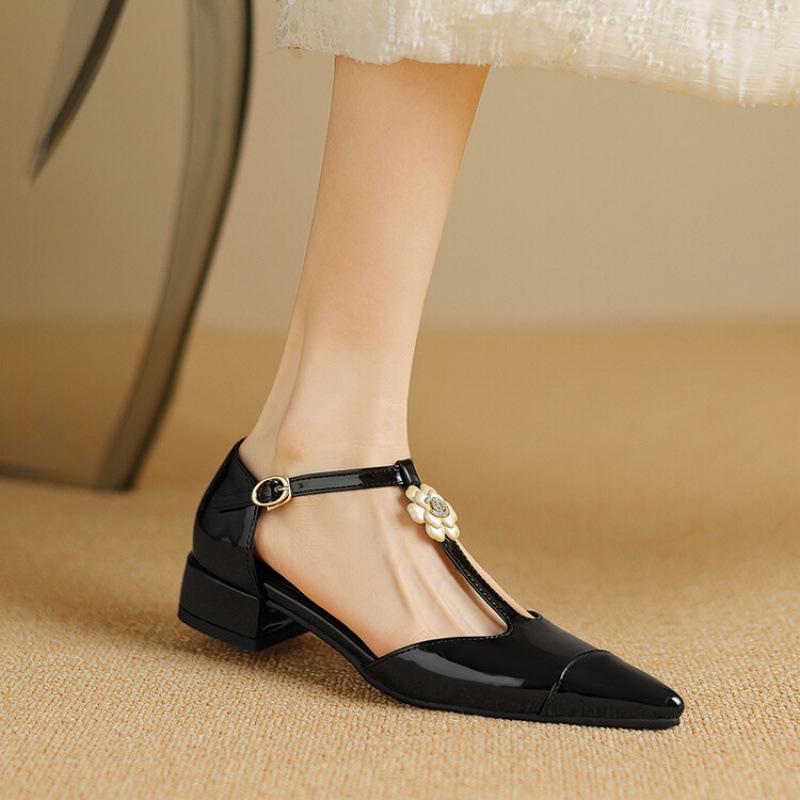 Summer Women's Casual Single Shoes Low Heel Size Rubber Soft-soled Women's Shoes New Bag Heel Pointed Buckle Women's Sandals