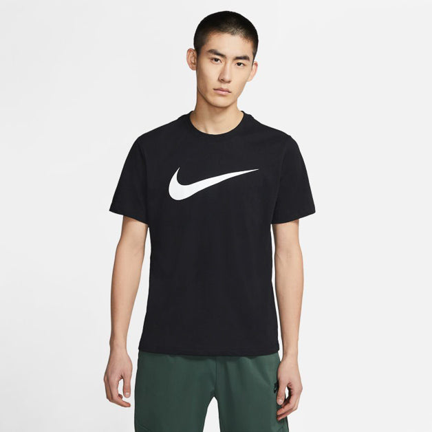 

Футболка Nike Спортивная одежда S / Черный