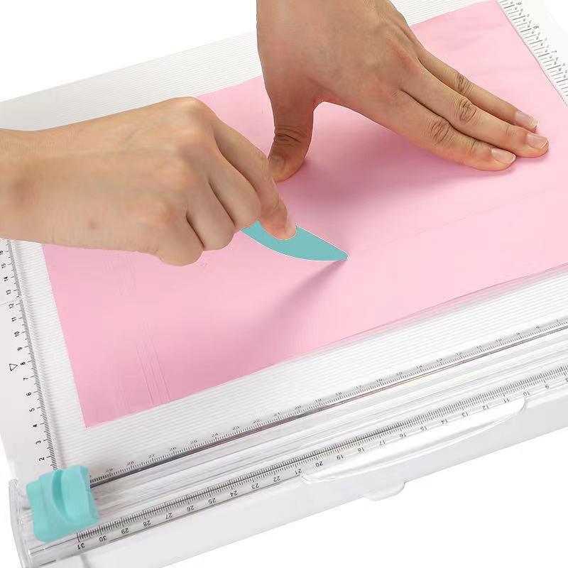 Foldable A4 DIY Dual-Use Paper Cutter & Scorer 861
