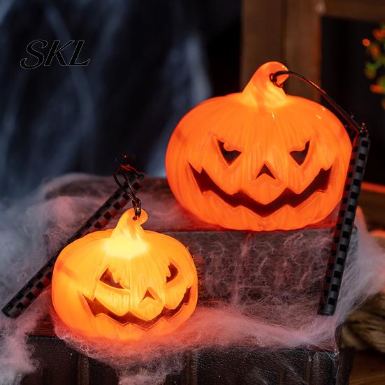 Outdoor Halloween Decoration Pumpkin Lantern, Spooky Handheld Light Up Lantern Lamp for Party Favors, Indoor Decor Durable