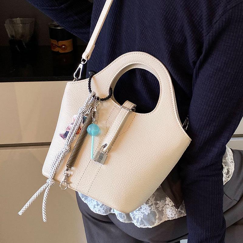 Spring New Temperament Simple Lychee Pattern Texture Portable Bucket Bag Women Commute To Work Casual Versatile Messenger Bag