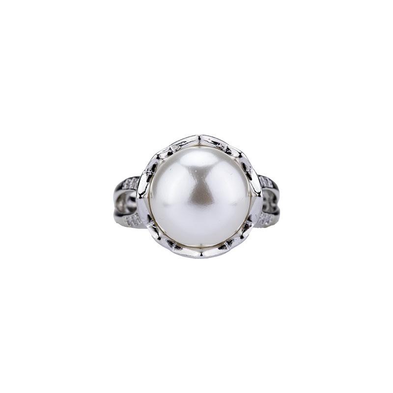 Light Luxury Pearl Ring Women'S Design Sense Flower Tray Pearl Temperament Ring Personalized Jewelry