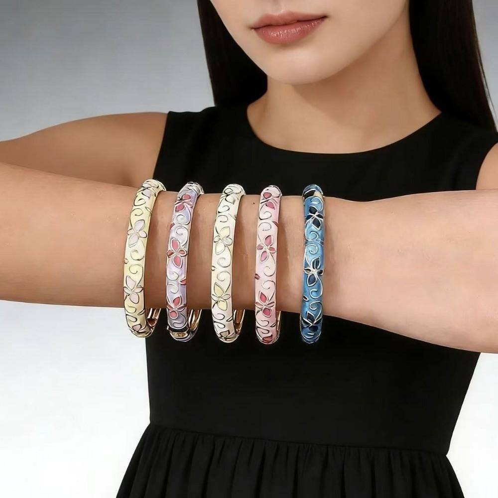 Spring Button Open Cuff Bracelet Colorful Dainty Jewelry Vintage Four-leaf Clover Bangle  for Women