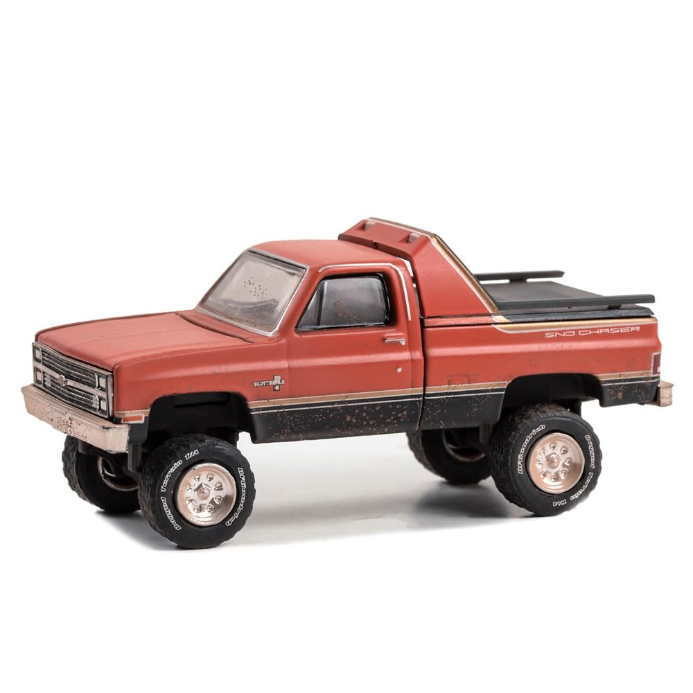 GREENLIGHT 1/64 Scale 1984 Chevrolet K-10 Scottsdale 4x4 - SNO Chaser (Weathered) 30461