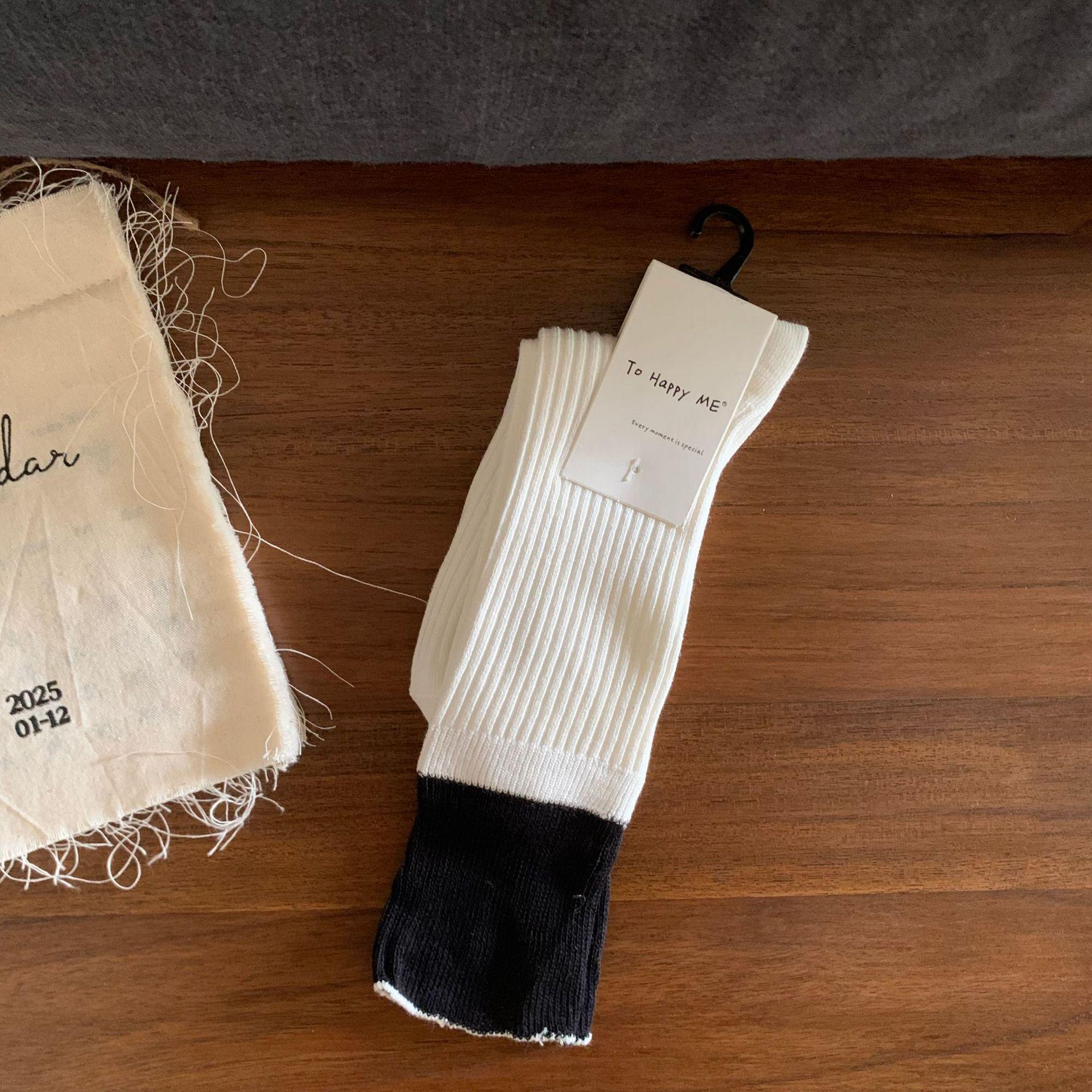 

Highly Recommended! Japanese Salt Style Double-Needle Contrast Mid-Calf Socks – Women s Loose-Fit Autumn/Winter INS Style. One Size