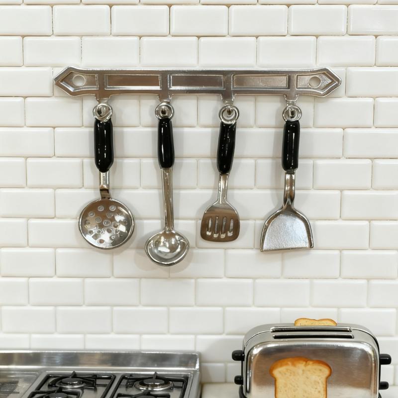 1 Set Simulation Models Dollhouse Vertical Hanging Spatula Soup Spoon Funnel Miniature Kitchen Scene Tools Diy Decoration