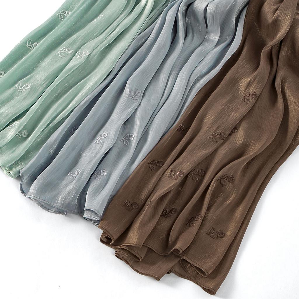 Fashion Embroidery Silk Crinkle Hijab Scarf Women Shimmer Shawls Plain Muslim Women Hijabs Islam Turban Pleated Scarf Ramadan