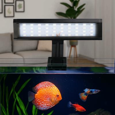 Praktische 7W Fischbecken-Clip-Leuchte Spritzwassergeschützt Ultradünne LED-Aquariumleuchte Energiesparend Pflanzenwachstumslicht Zuhause