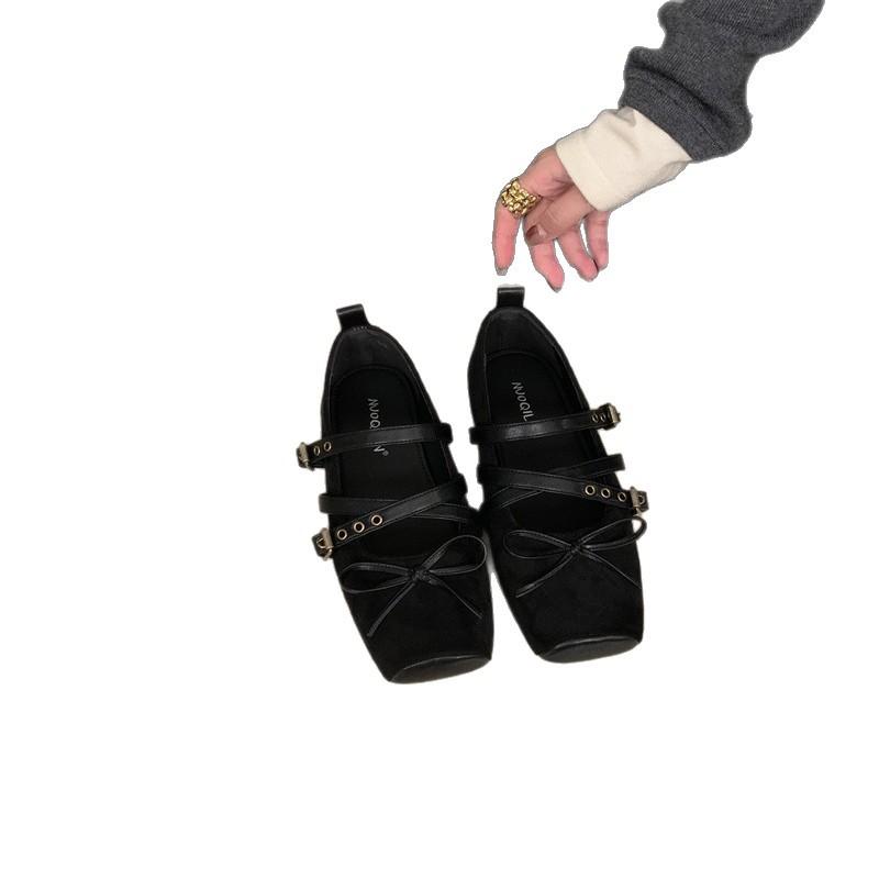 Inner heightening polish retro belt buckle ballet shoes women small pig nose Mary Jane single shoes