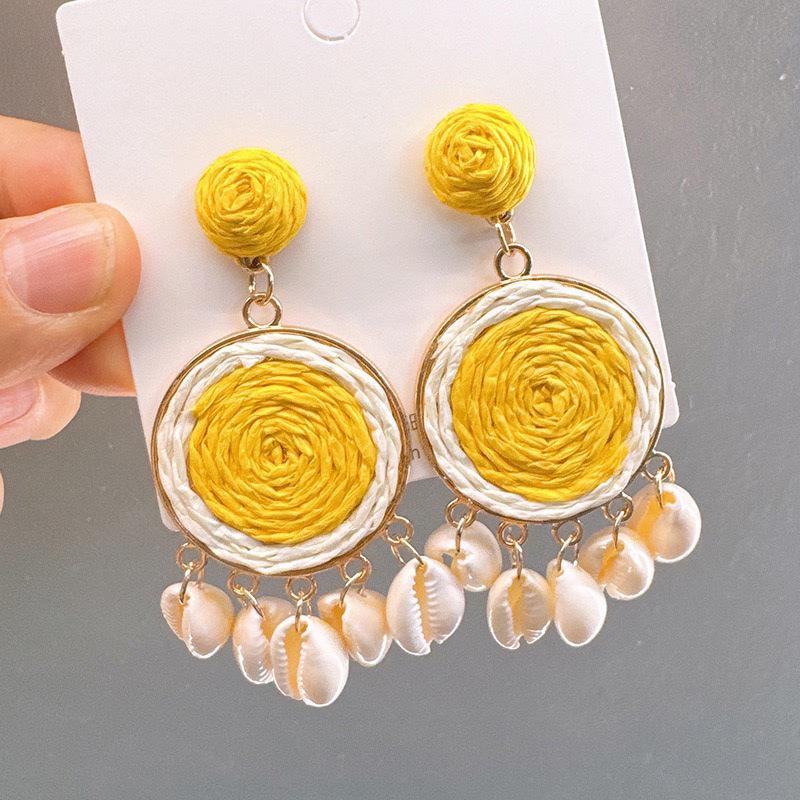 Böhmische Raffia Quaste Muschel Ohrstecker für Damen – Übertriebener High-End Resort Stil
