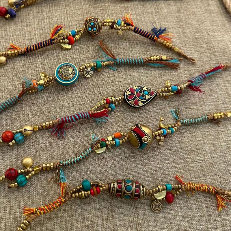 Bracciale a Campana Creativo in Stile Etnico Tibetano con Perline Cordino da Polso Regolabile Gioiello Regalo per Donna