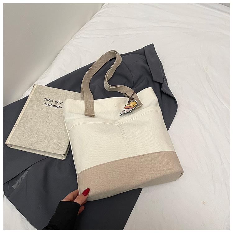 Large-capacity Commuter Cloth Bag 2025 New Casual Simple Fashion Shoulder Bag Versatile Literary Student Handbag Women's Bag