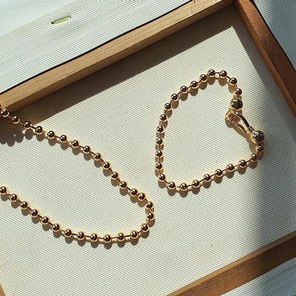 Damski codzienny mini okrągły metalowy naszyjnik z cukierkami