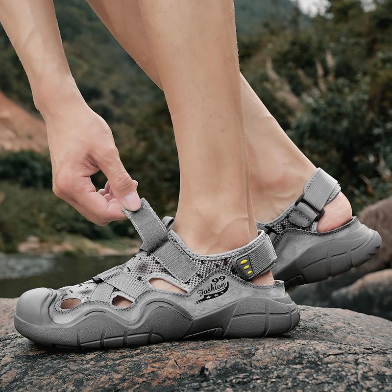 Beach shoes men's summer new breathable hollow sandals men's leather pure handmade mesh outdoor bag head casual men's shoes