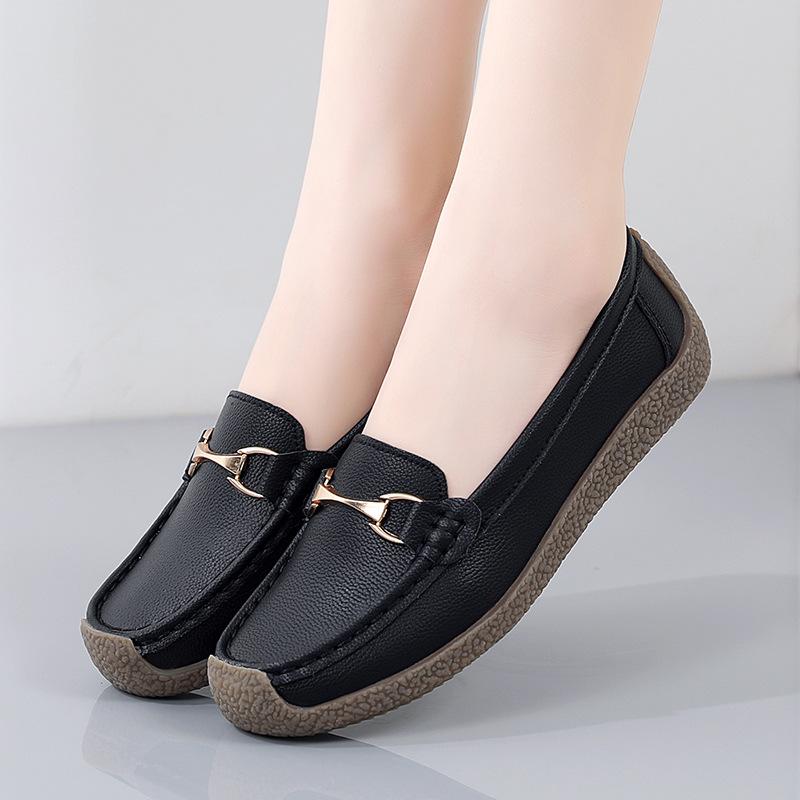Spring casual women's flat shoes soft sole soft surface mother shoes comfortable large size Doudou women's shoes