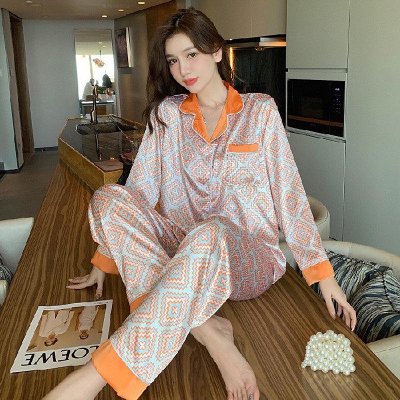 Women's Lingerie Pajamas Set Two-piece Silk Pajamas Long-sleeved Cardigan Trousers Printed Home Clothes Warm Season and Autumn Pajamas