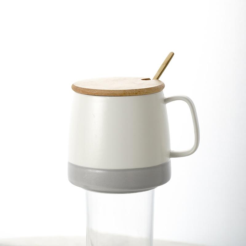 Kreative nordische Tasse mit Deckel und Löffel, Paar-Spleißung, matte Milchfarbglasur, Kaffeetasse, Keramiktasse, Holzdeckel, Becher