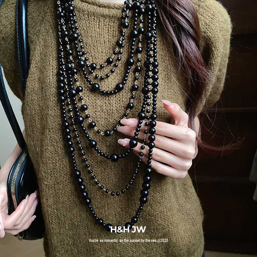 2025 new high-end long autumn and winter retro sweater chain neck accessories