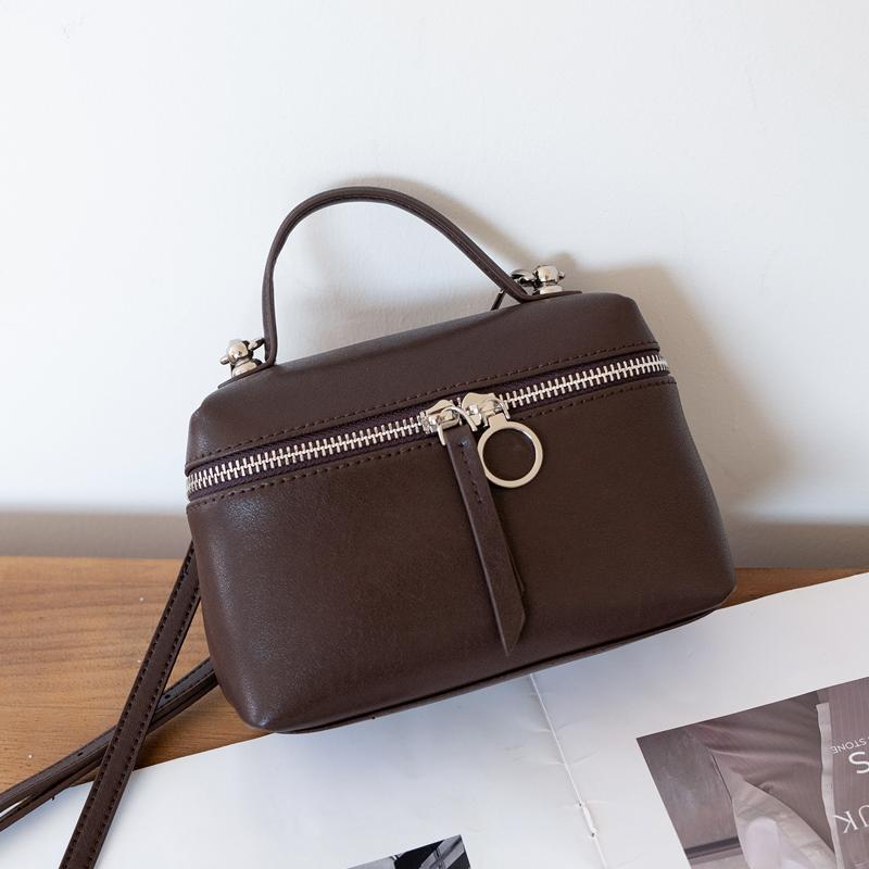 

2026 New Genuine Leather Women bowling Tote Bag Soft Cowhide Leather Commute Shoulder Crossbody Bag Luxury Designer Handbags 17x8x12cm кавовий