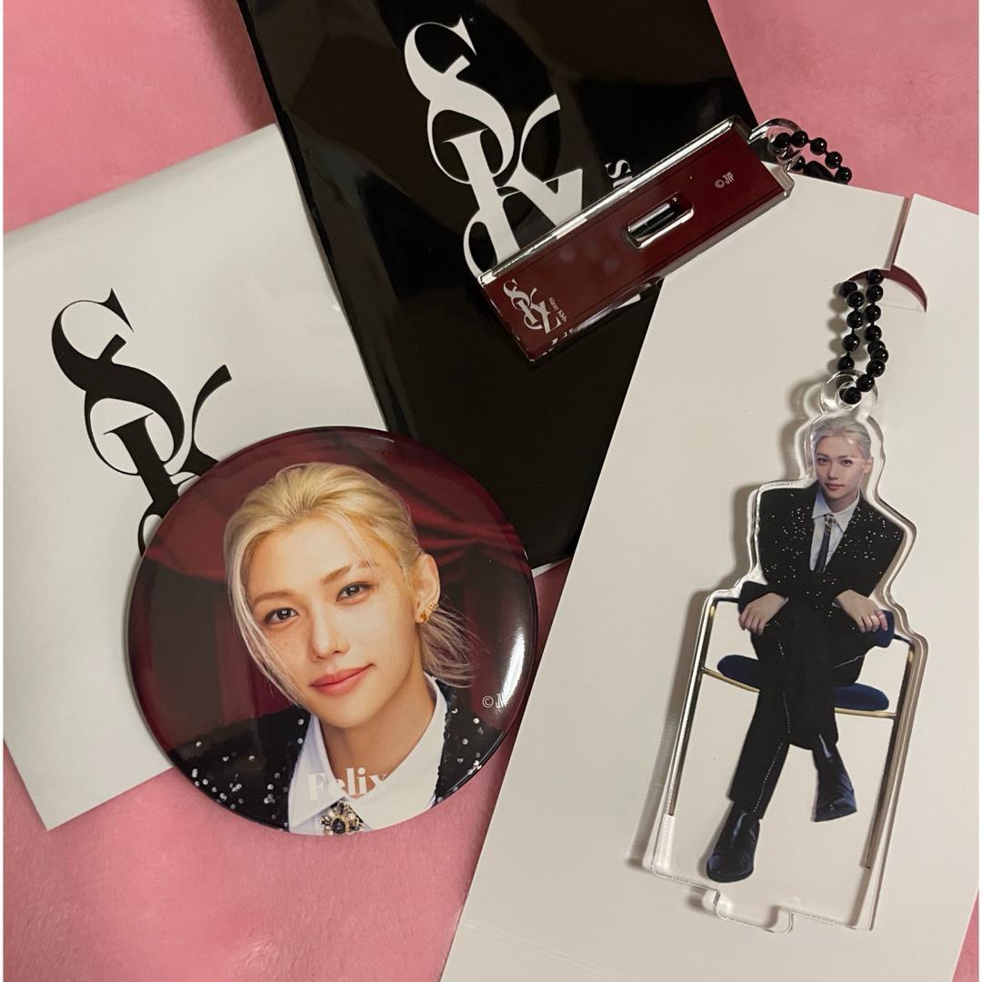 

[USED] Stray Kids Felix Can Badge Acrylic Stand Pop-up