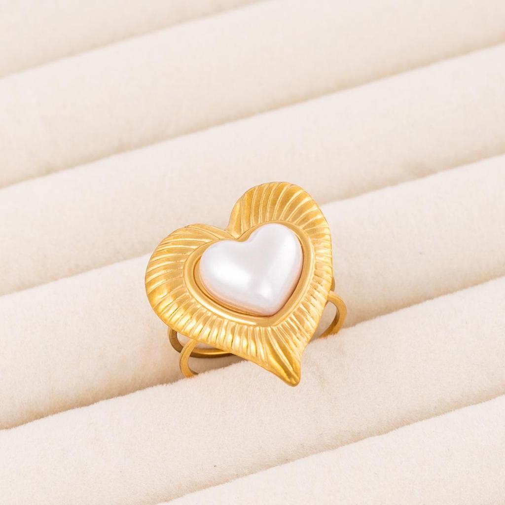 Heart-shaped Titanium Steel Pearl Open Ring with Vacuum Electroplating Finish