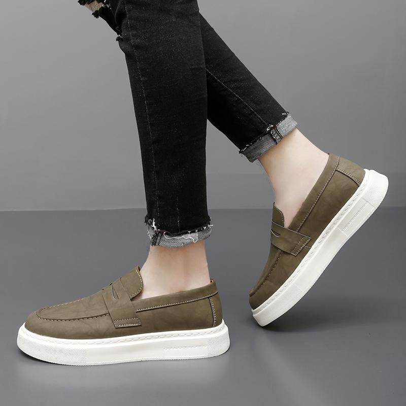 Men's Leather Casual Sneakers All-match Fashion Breathable Hand-stitched Leather Shoes