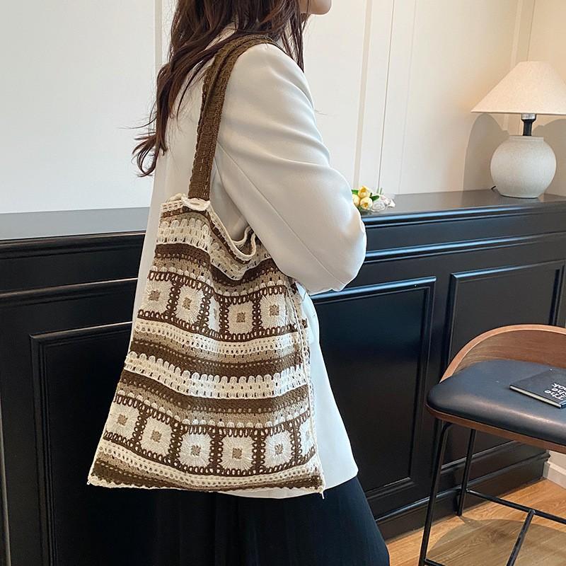 Ethnic Style Literary Temperament Out-of-street Travel Shoulder Bag Women's Ins Trend Knitted Hand Underarm